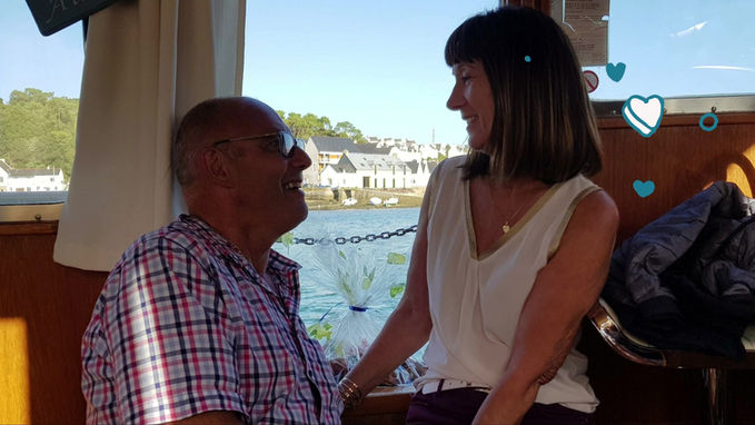 Audierne Yachting vous propose de dormir sur un bateau à quai ou en mer